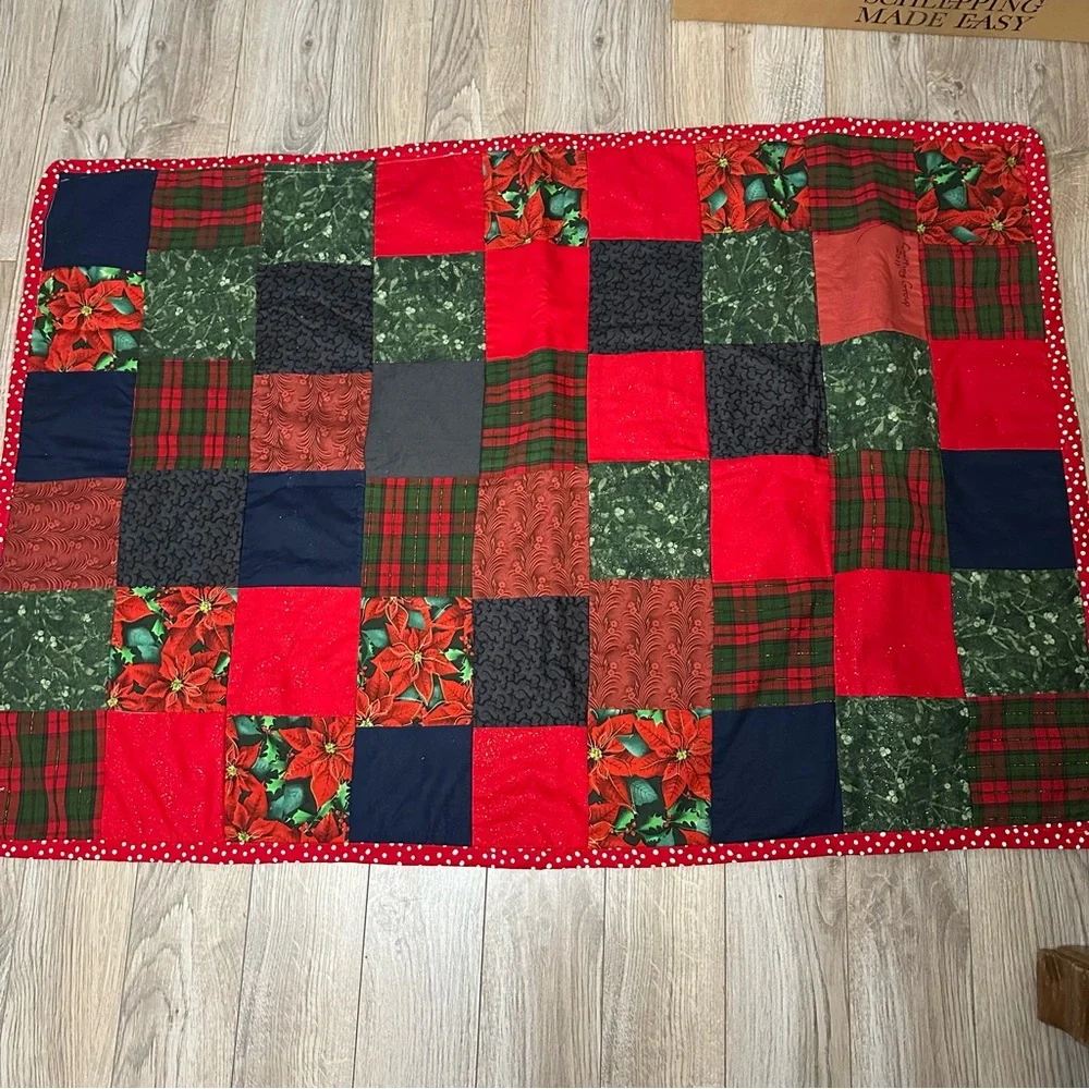 Festive Red and Green Holiday Throw Blanket Handmade 2011 by a Quilting Club